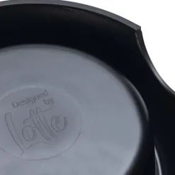 Designed by Lotte melamin katteskål Vita, sort