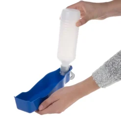 Drikkeskål med vanddispenser