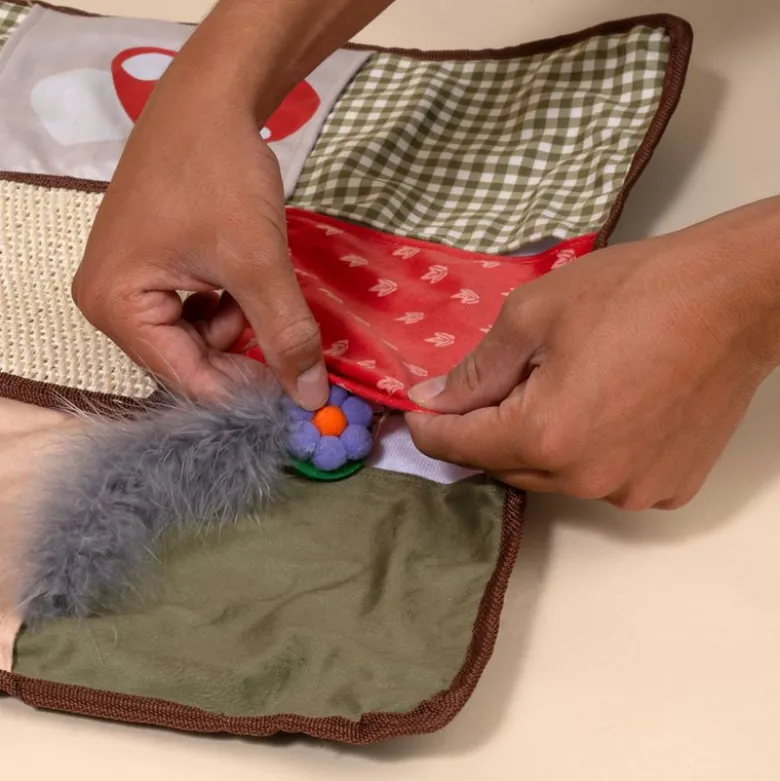 TIAKI efterårslege- og snusemåtte til katte