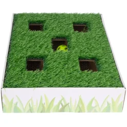 TIAKI kattelegetøjsjagtkasse med græsplæne