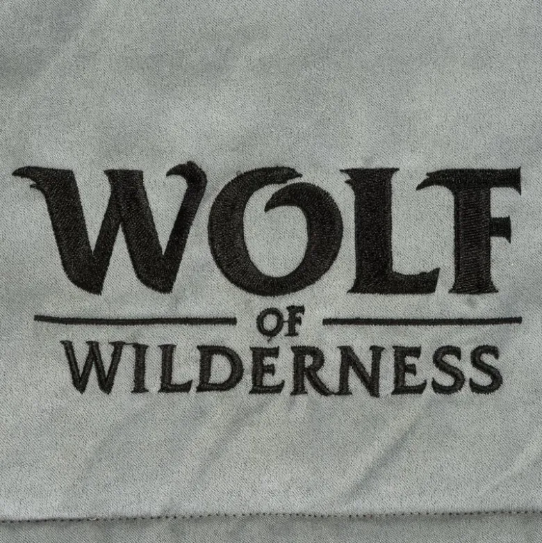 Wolf of Wilderness rejsetæppe til hunde